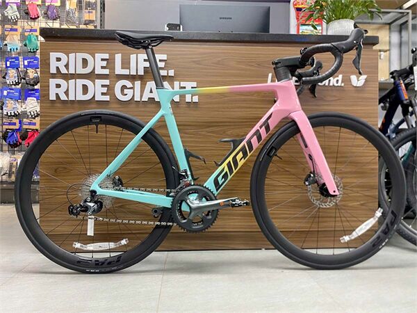 Xe đạp đua Giant PROPEL ADV 3 2025***